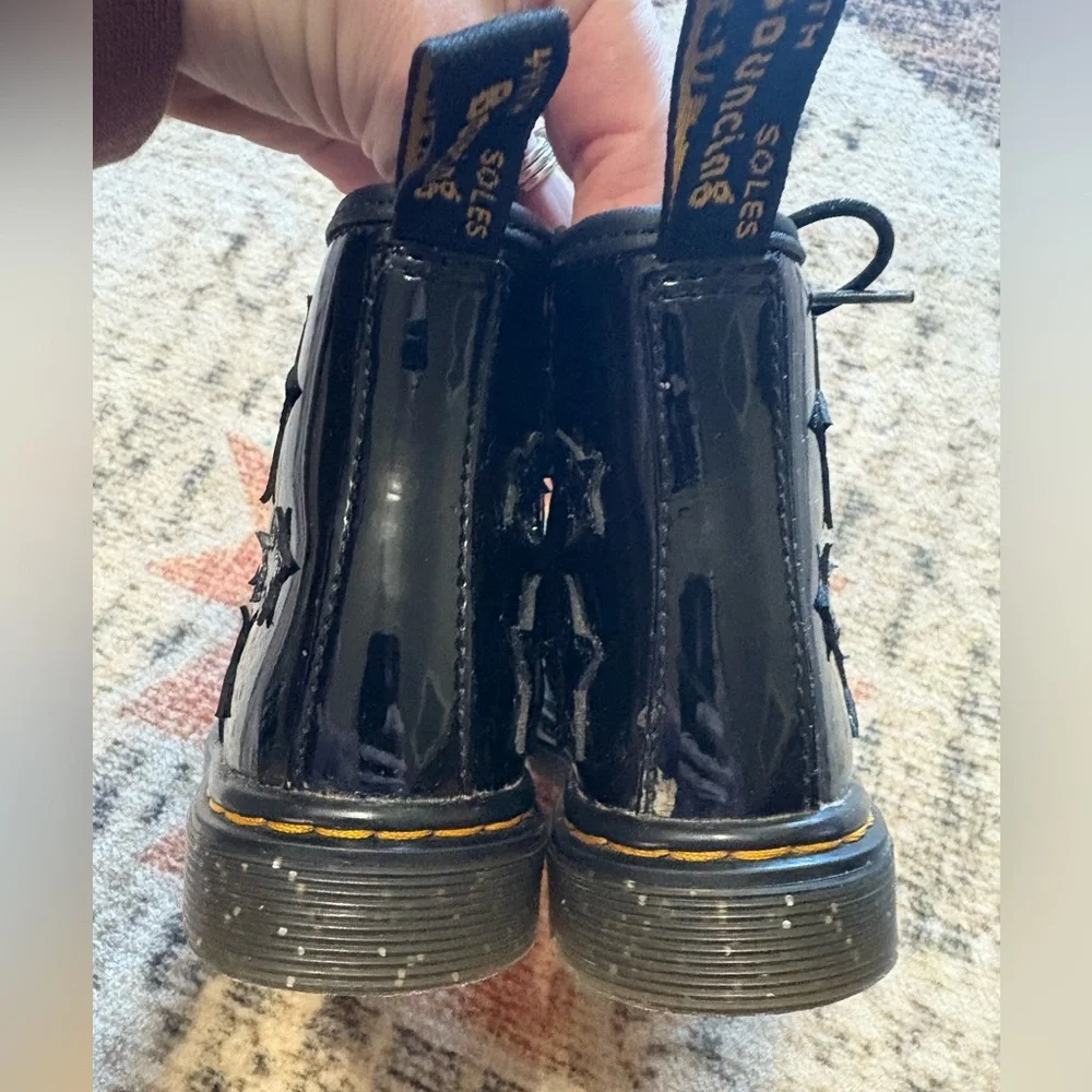 Dr. Martens Toddler Size 8 1460 Glitter Star Patent Lace Up Boots Black